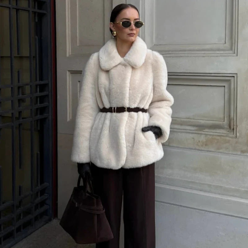 מעיל פרווה אופנתי