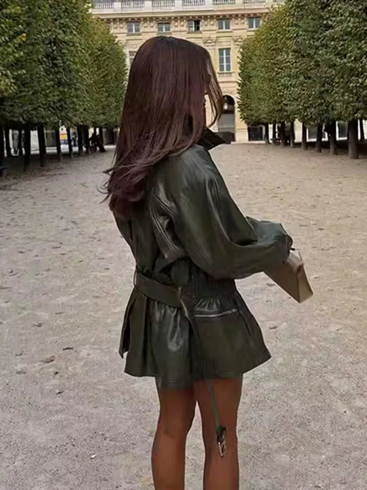 מעיל דמוי עור קלאסי