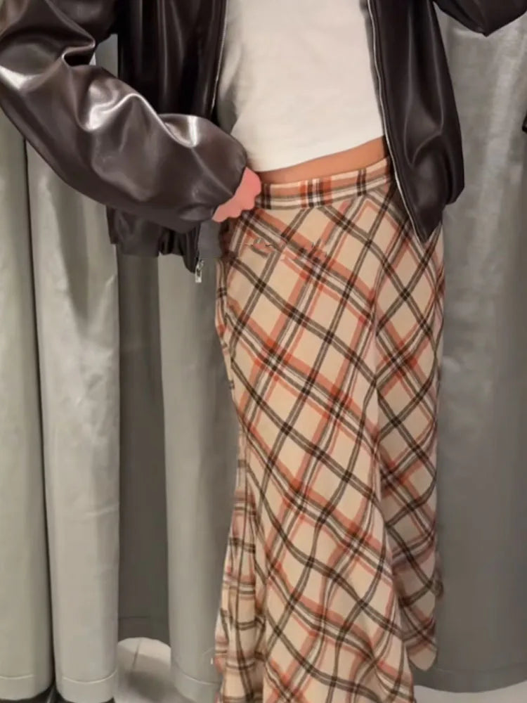 חצאית דגם סלין